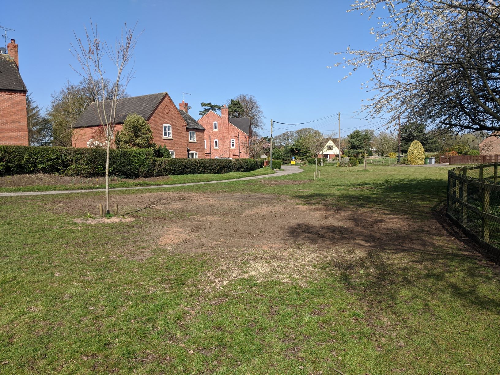...leaviing the green neat and tidy